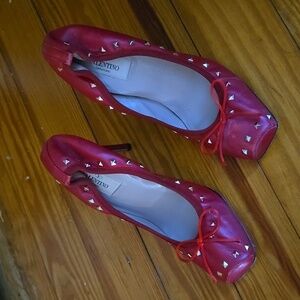 Red Valentino Garavani Pumps